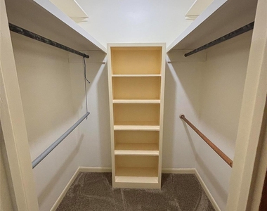 611 Todd Street - Photo Thumbnail 13