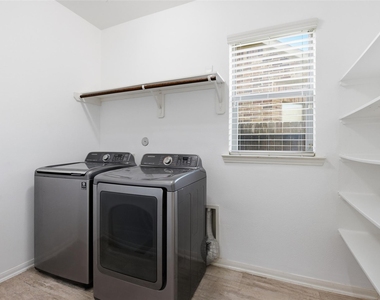 14706 Ashley Creek Court - Photo Thumbnail 20