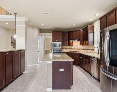 14706 Ashley Creek Court - Photo Thumbnail 12