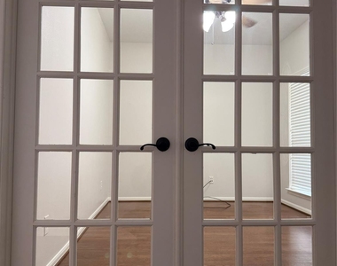 15226 Olmstead Park Drive - Photo Thumbnail 15