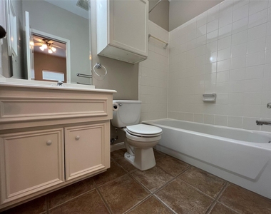 1323 Oneil Street - Photo Thumbnail 15