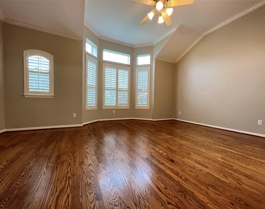 1323 Oneil Street - Photo Thumbnail 10