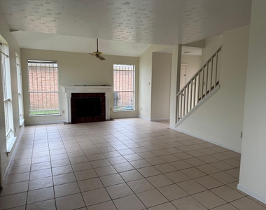 8339 E Ridge Drive - Photo Thumbnail 2
