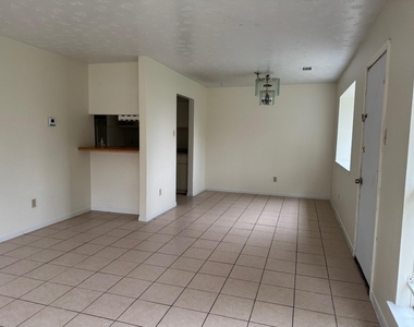 8339 E Ridge Drive - Photo Thumbnail 5