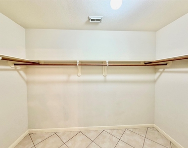 21306 Walden Grove Lane - Photo Thumbnail 3