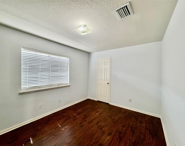 21306 Walden Grove Lane - Photo Thumbnail 7