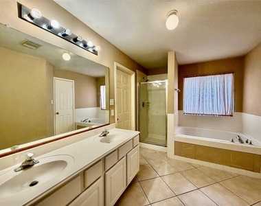 21306 Walden Grove Lane - Photo Thumbnail 4