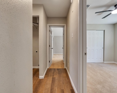 3206 Keywood Lane - Photo Thumbnail 24