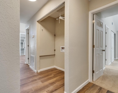 3206 Keywood Lane - Photo Thumbnail 22