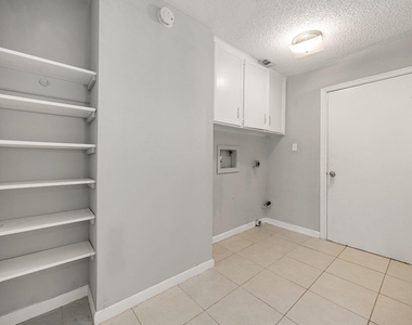 12923 Advance Drive - Photo Thumbnail 27