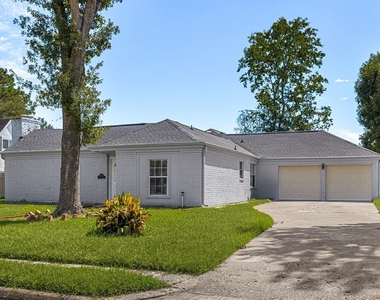 12923 Advance Drive - Photo Thumbnail 8