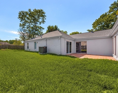12923 Advance Drive - Photo Thumbnail 37