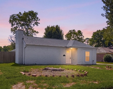 12923 Advance Drive - Photo Thumbnail 6