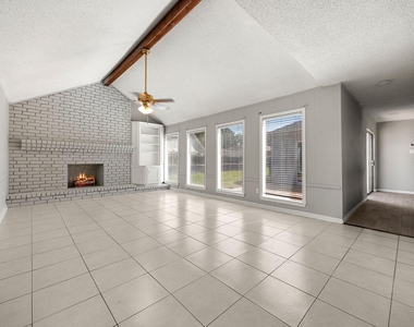 12923 Advance Drive - Photo Thumbnail 12