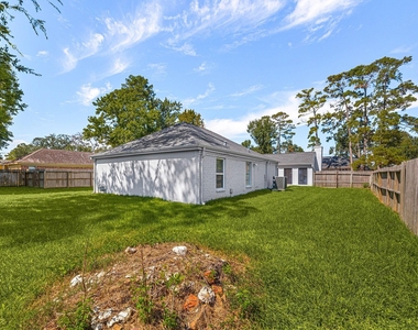 12923 Advance Drive - Photo Thumbnail 36