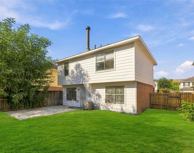 9219 Belle Glen Drive - Photo Thumbnail 26