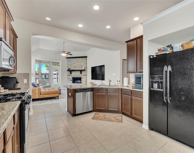 605 Chesterfield Lane - Photo Thumbnail 20