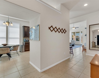 605 Chesterfield Lane - Photo Thumbnail 10