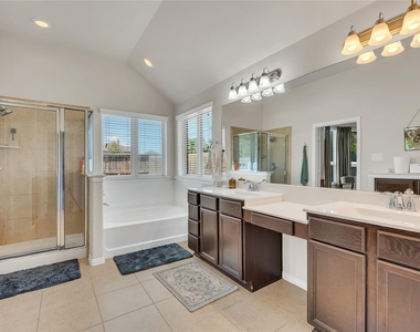 605 Chesterfield Lane - Photo Thumbnail 24