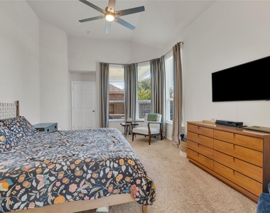 605 Chesterfield Lane - Photo Thumbnail 26