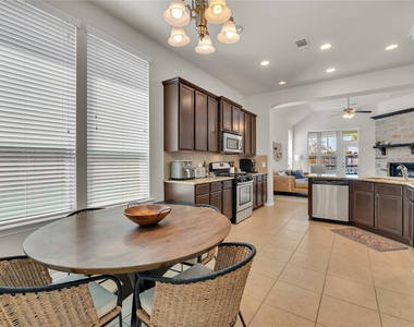 605 Chesterfield Lane - Photo Thumbnail 16