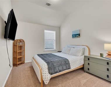 605 Chesterfield Lane - Photo Thumbnail 22