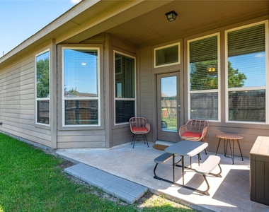 605 Chesterfield Lane - Photo Thumbnail 33