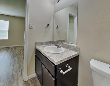 10119 Berrypatch Lane - Photo Thumbnail 9