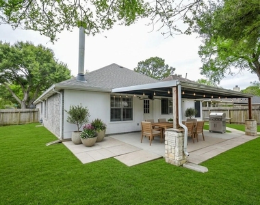 2902 Silent Drive - Photo Thumbnail 9