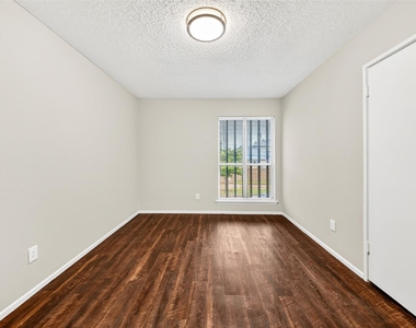 7714 Renwick Drive - Photo Thumbnail 16