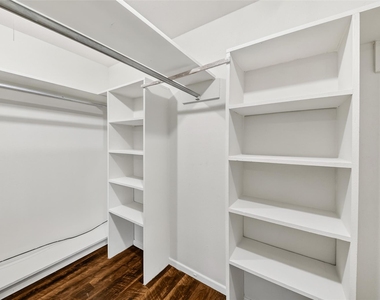7714 Renwick Drive - Photo Thumbnail 24