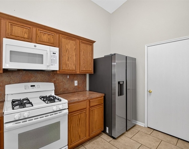 422 Brushy Glen Drive - Photo Thumbnail 23
