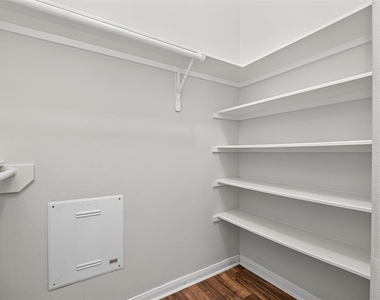 422 Brushy Glen Drive - Photo Thumbnail 40