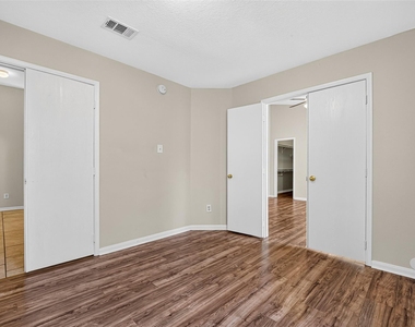 422 Brushy Glen Drive - Photo Thumbnail 34