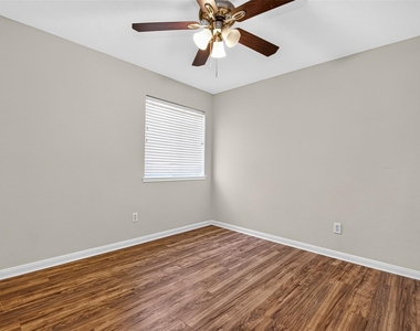 422 Brushy Glen Drive - Photo Thumbnail 28