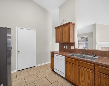 422 Brushy Glen Drive - Photo Thumbnail 22