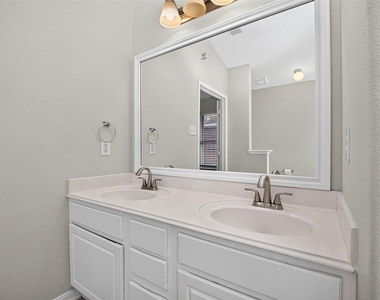 422 Brushy Glen Drive - Photo Thumbnail 43