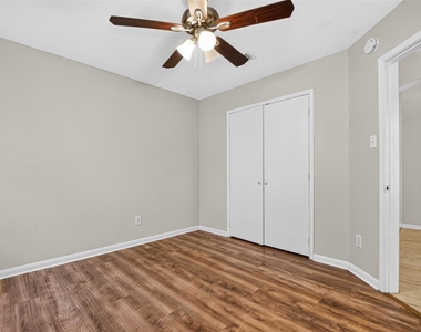422 Brushy Glen Drive - Photo Thumbnail 29
