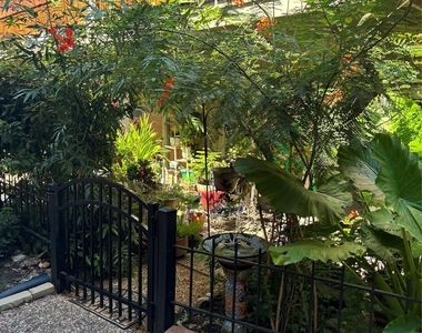 3928 W Alabama Street - Photo Thumbnail 12