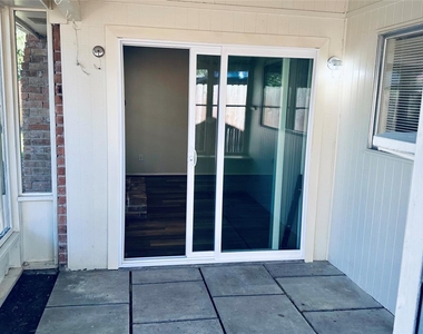 3906 Almington Lane - Photo Thumbnail 16