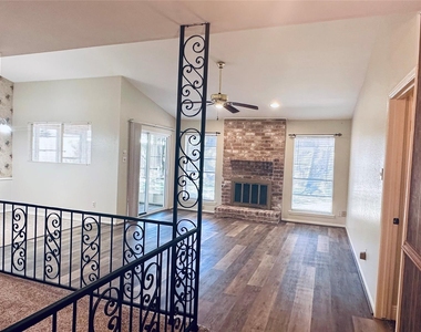 3906 Almington Lane - Photo Thumbnail 3
