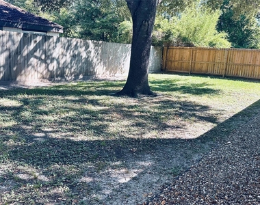 3906 Almington Lane - Photo Thumbnail 17