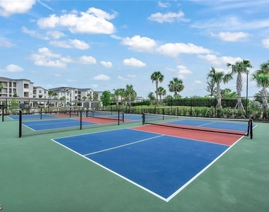 43040 Greenway Boulevard - Photo Thumbnail 22