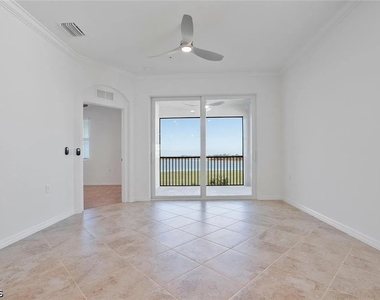 43040 Greenway Boulevard - Photo Thumbnail 7