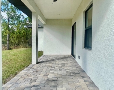803 Wagner Avenue - Photo Thumbnail 10