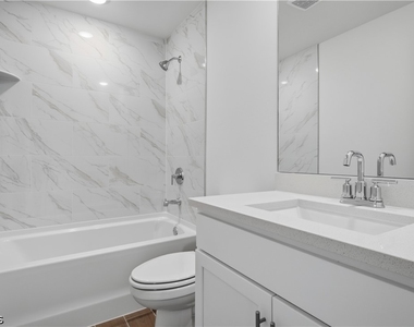 1135 Nw 8th Place - Photo Thumbnail 10