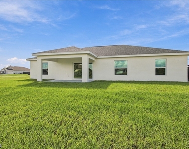 1135 Nw 8th Place - Photo Thumbnail 16
