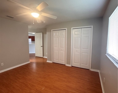 907 Ne 15th Lane - Photo Thumbnail 7