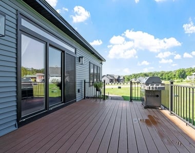 467 Blane - Photo Thumbnail 32