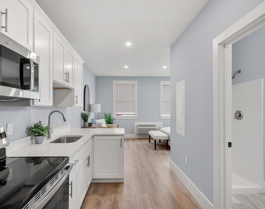 238 Lafayette - Photo Thumbnail 2